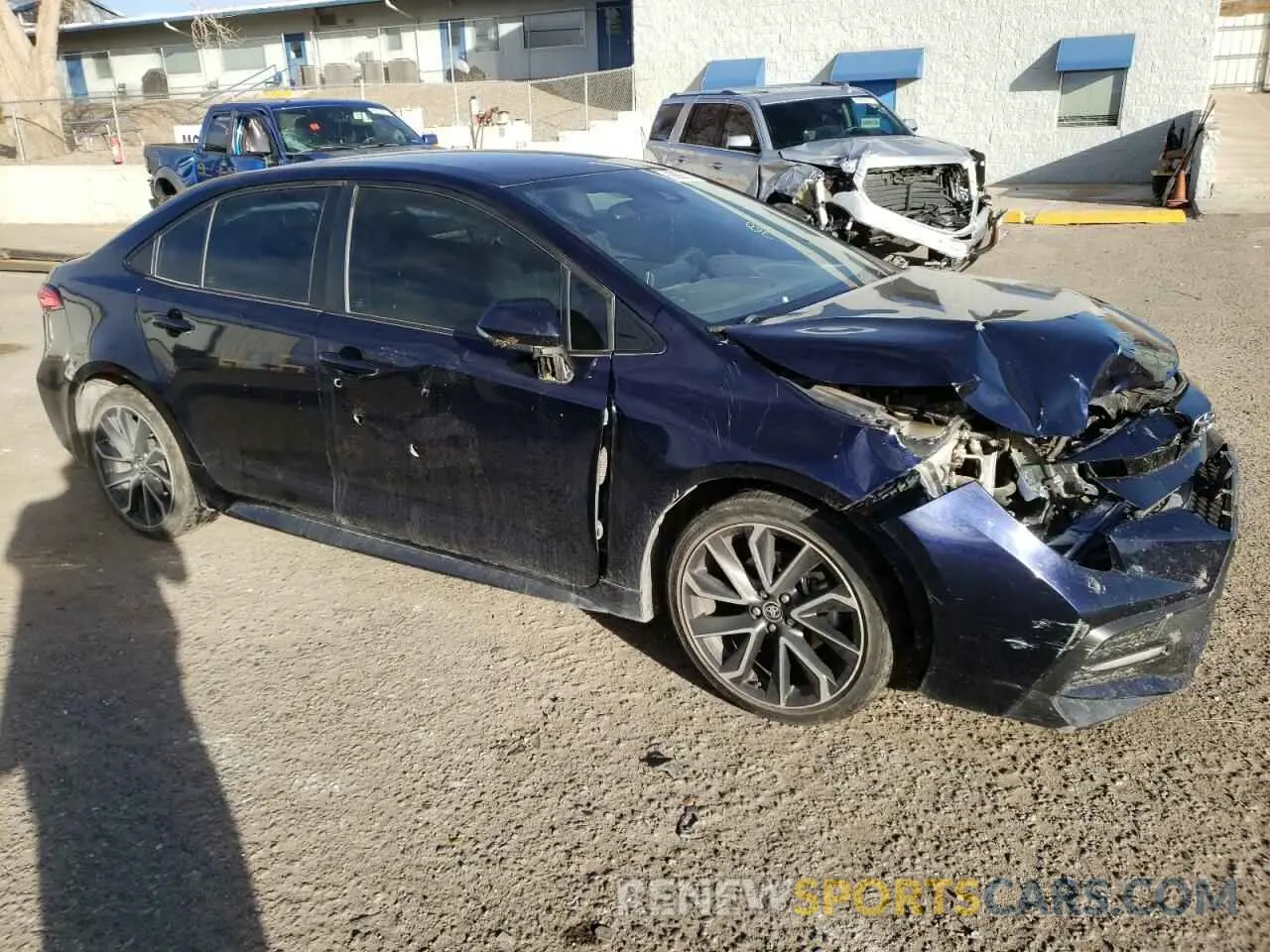 4 Photograph of a damaged car 5YFS4RCE9LP049331 TOYOTA COROLLA 2020