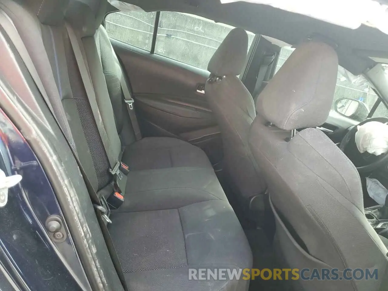 10 Photograph of a damaged car 5YFS4RCEXLP028231 TOYOTA COROLLA 2020
