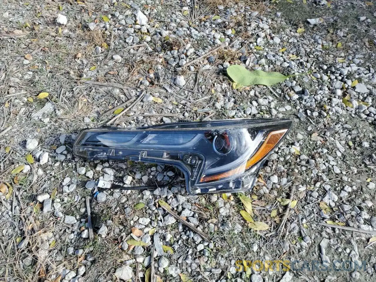 12 Photograph of a damaged car 5YFS4RCEXLP028231 TOYOTA COROLLA 2020