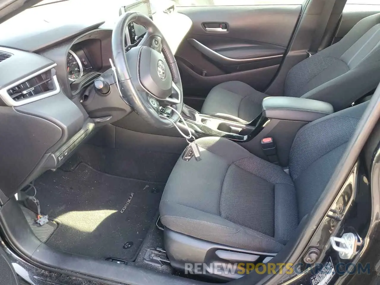 7 Photograph of a damaged car 5YFS4RCEXLP034773 TOYOTA COROLLA 2020