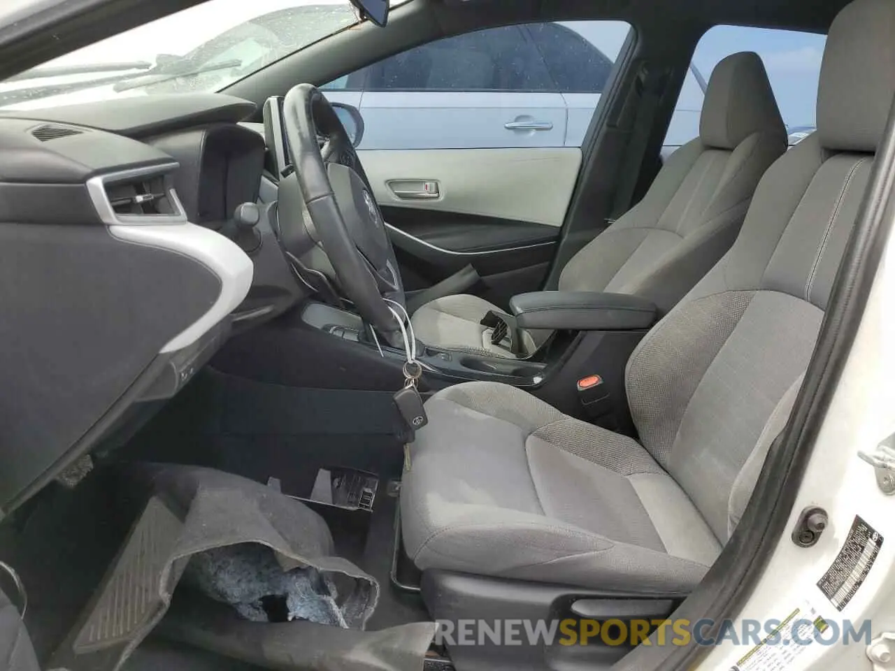 7 Photograph of a damaged car 5YFS4RCEXLP047846 TOYOTA COROLLA 2020