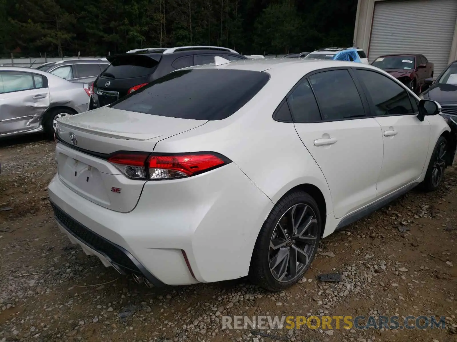 4 Photograph of a damaged car 5YFS4RCEXLP052982 TOYOTA COROLLA 2020