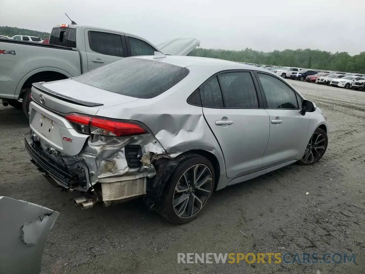 3 Photograph of a damaged car 5YFT4RCE1LP019972 TOYOTA COROLLA 2020