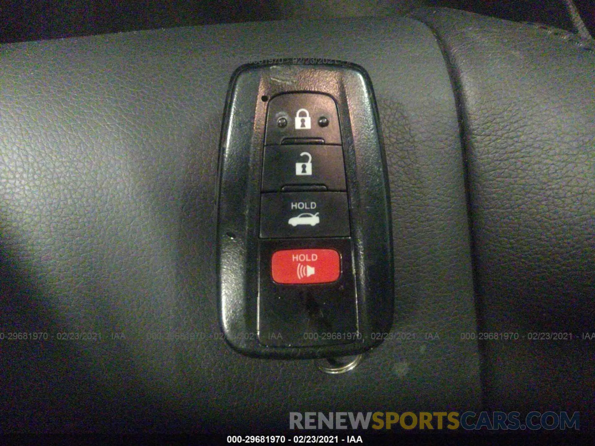 11 Photograph of a damaged car 5YFT4RCE2LP018684 TOYOTA COROLLA 2020