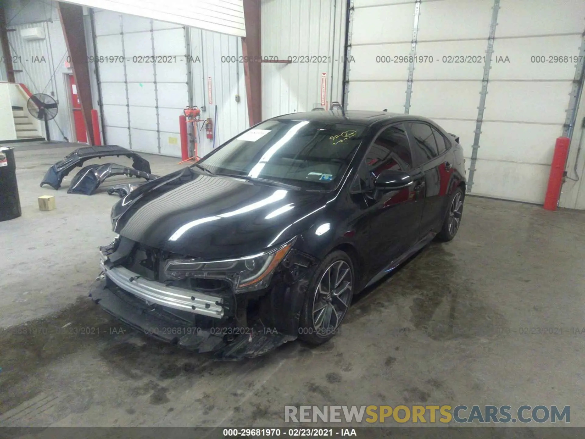 2 Photograph of a damaged car 5YFT4RCE2LP018684 TOYOTA COROLLA 2020