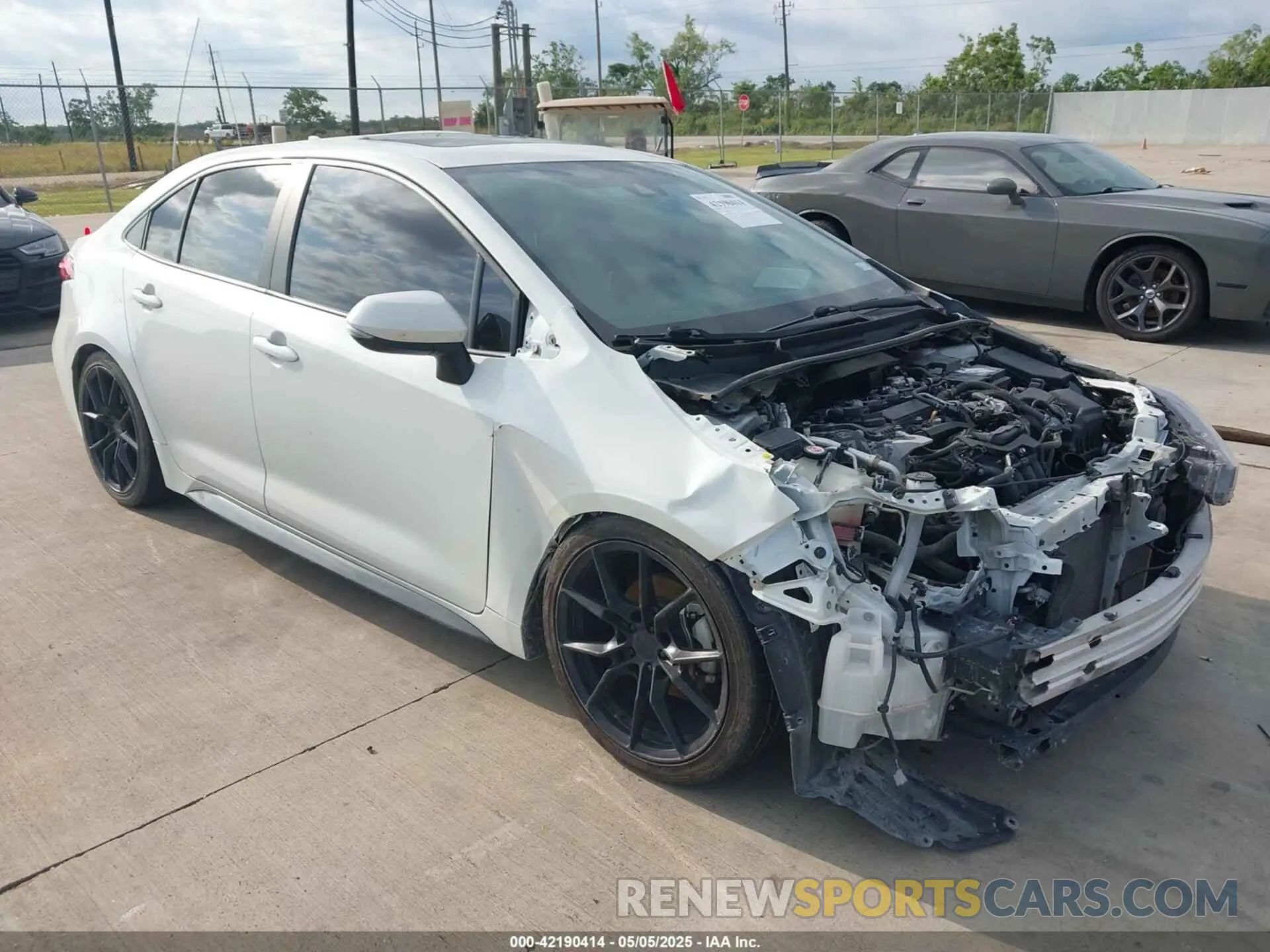 1 Photograph of a damaged car 5YFT4RCE8LP002232 TOYOTA COROLLA 2020
