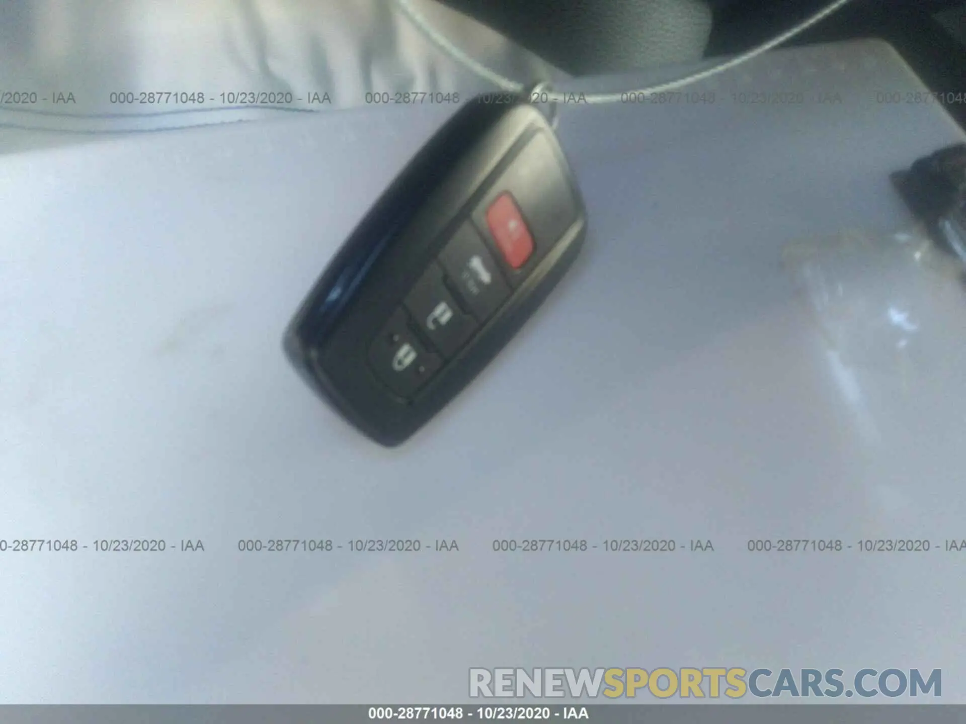 11 Photograph of a damaged car 5YFT4RCE8LP026174 TOYOTA COROLLA 2020