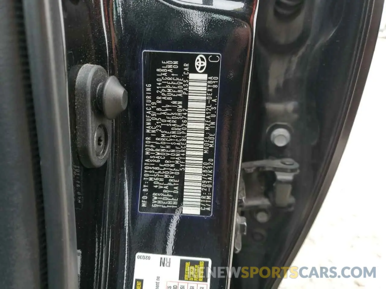 12 Photograph of a damaged car 5YFT4RCE8LP026742 TOYOTA COROLLA 2020