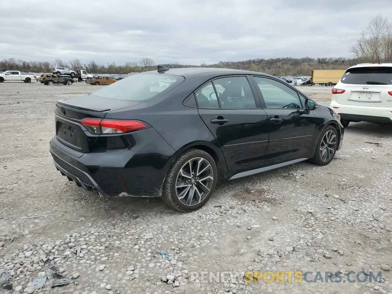 3 Photograph of a damaged car 5YFT4RCE8LP026742 TOYOTA COROLLA 2020