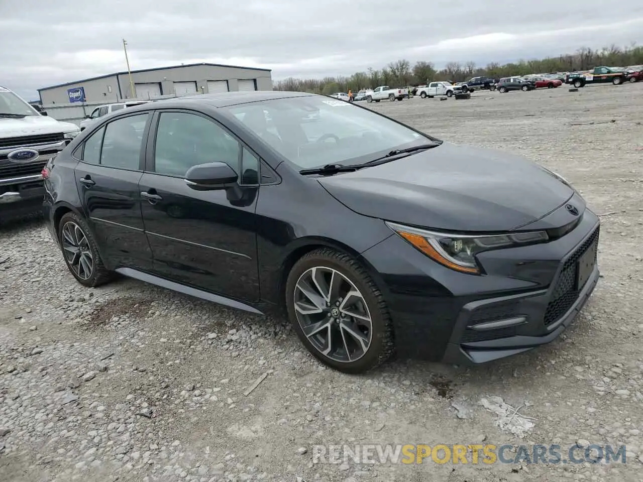 4 Photograph of a damaged car 5YFT4RCE8LP026742 TOYOTA COROLLA 2020