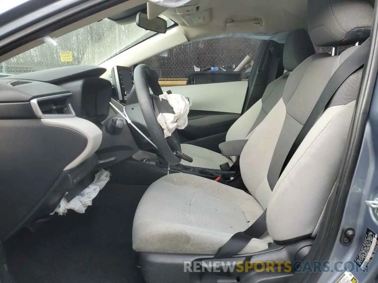 7 Photograph of a damaged car 5YFVPRAE7LP116287 TOYOTA COROLLA 2020