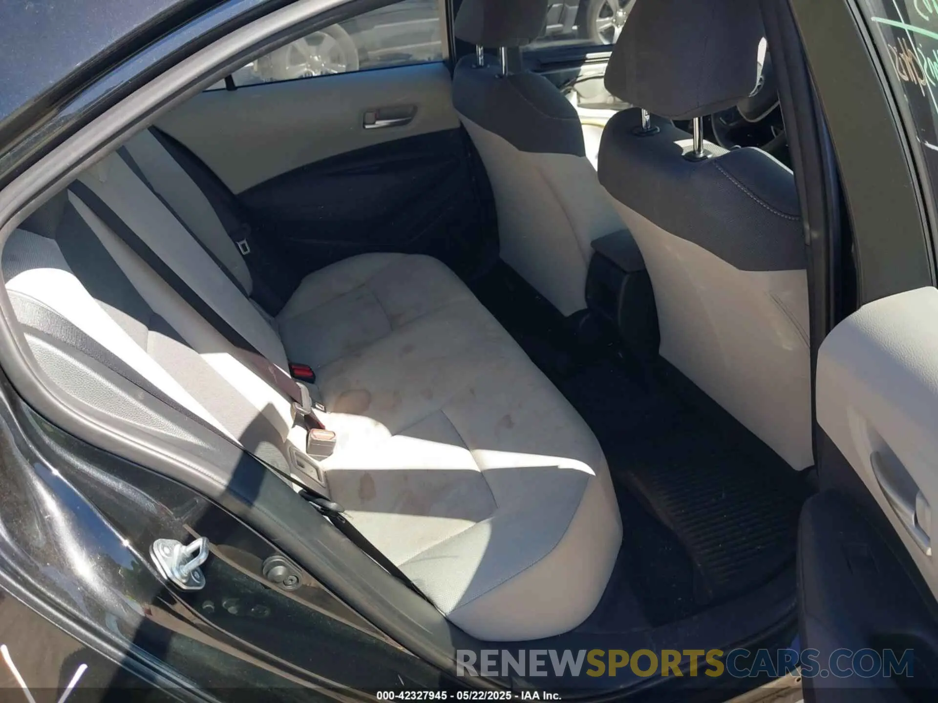 8 Photograph of a damaged car JTDDPRAE0LJ038161 TOYOTA COROLLA 2020