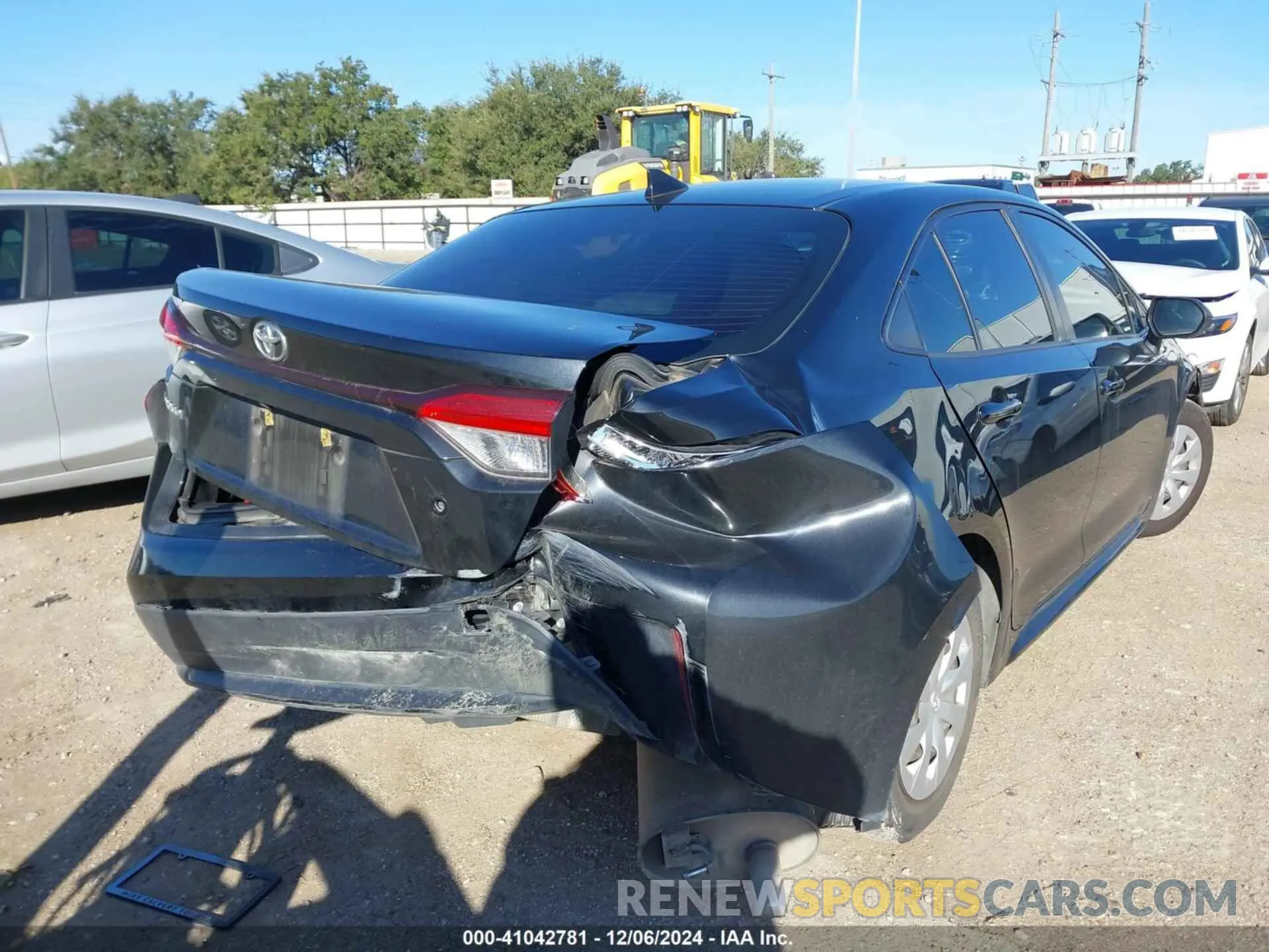 6 Photograph of a damaged car JTDDPRAE0LJ107737 TOYOTA COROLLA 2020