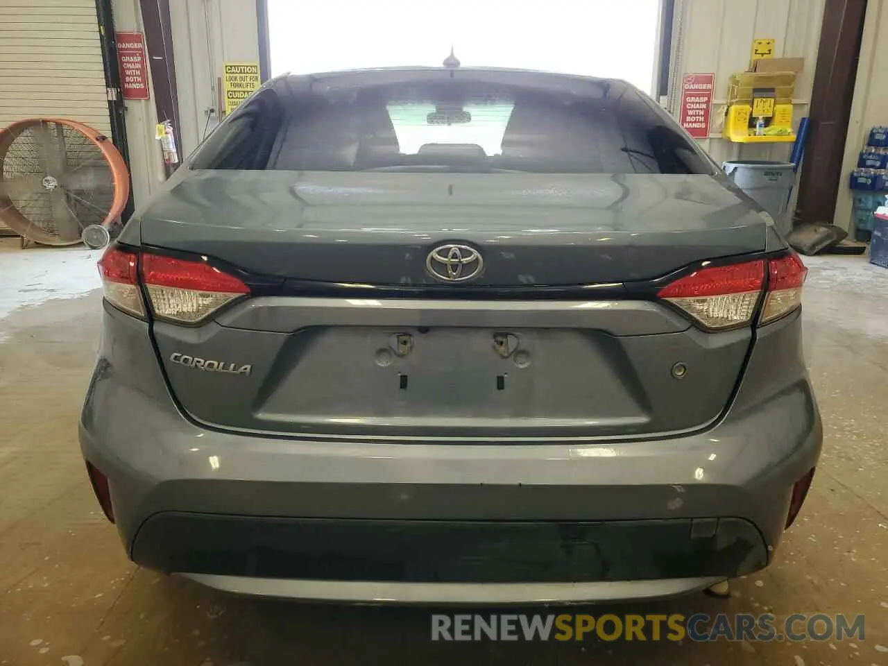6 Photograph of a damaged car JTDDPRAE5LJ102422 TOYOTA COROLLA 2020
