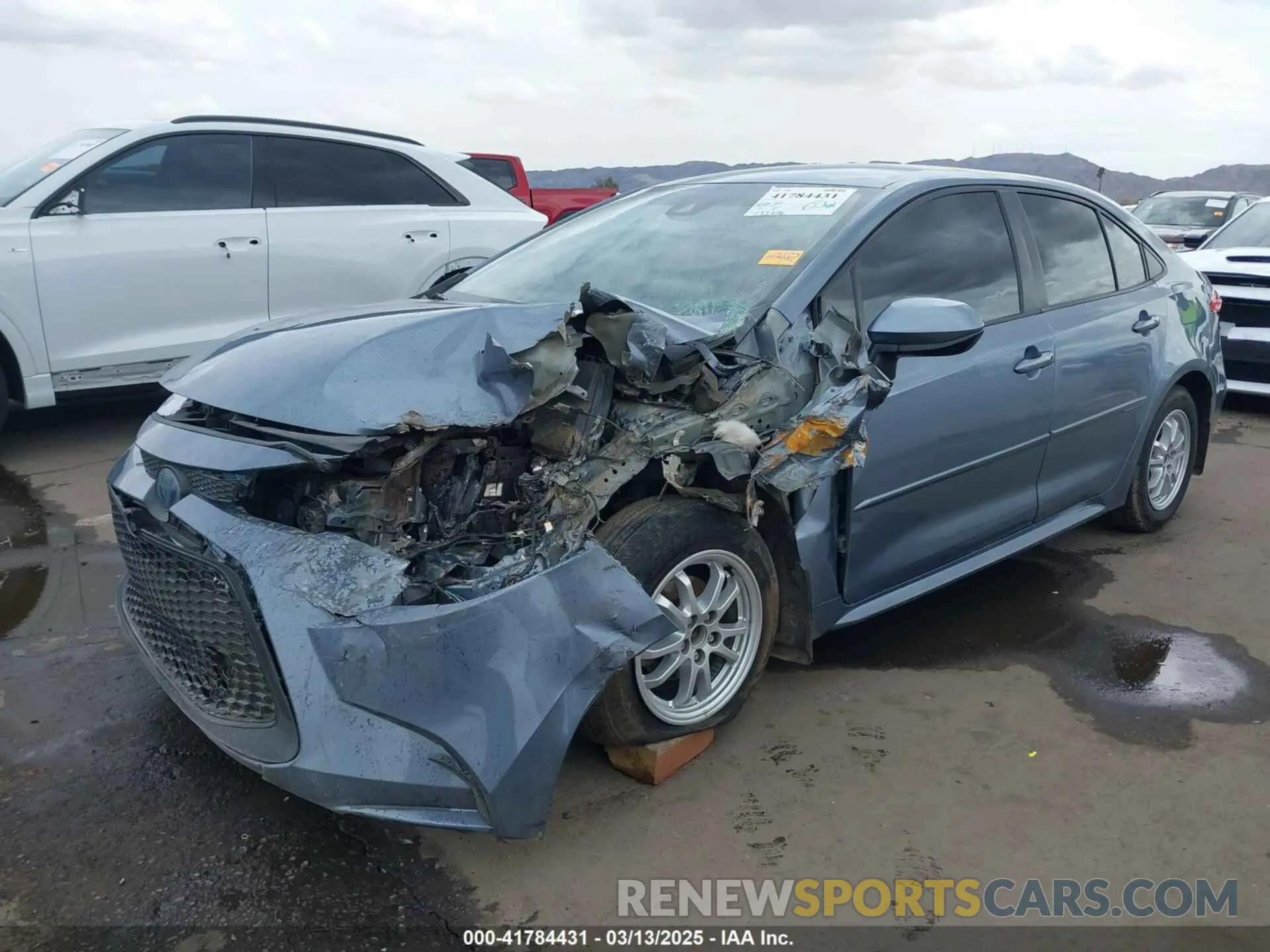 6 Photograph of a damaged car JTDEBRBE0LJ010989 TOYOTA COROLLA 2020