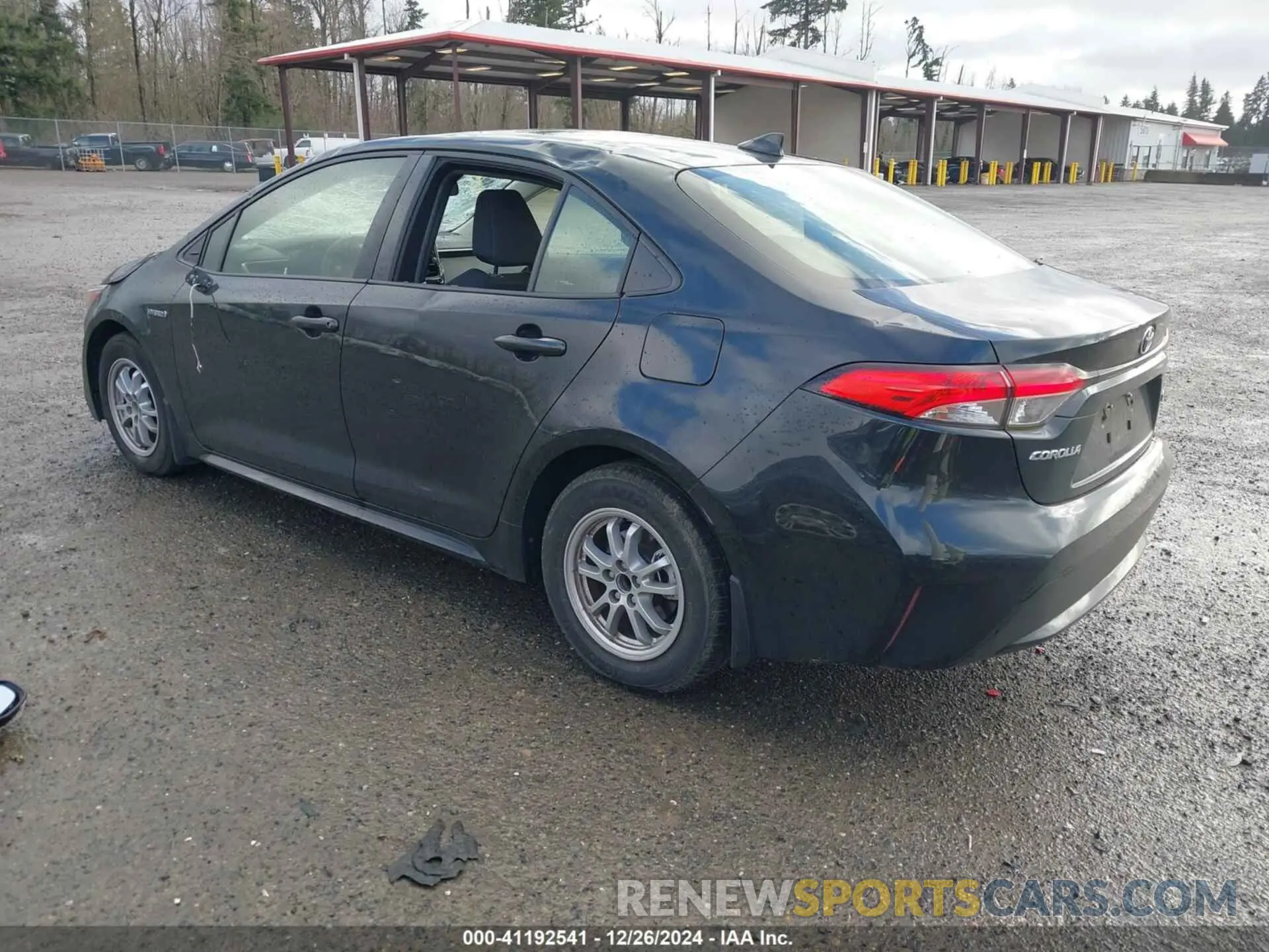 3 Фотография поврежденного автомобиля JTDEBRBE0LJ012466 TOYOTA COROLLA 2020