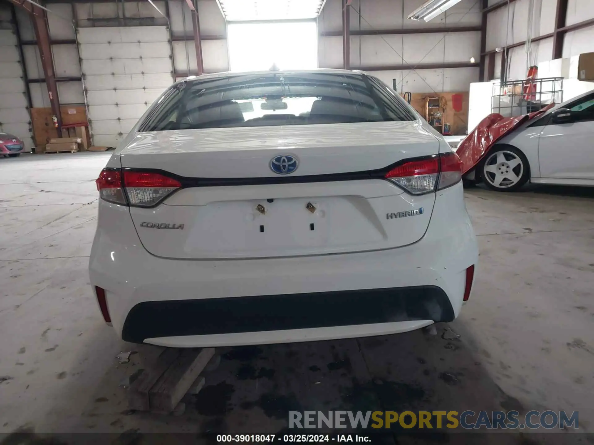 16 Photograph of a damaged car JTDEBRBE1LJ002884 TOYOTA COROLLA 2020