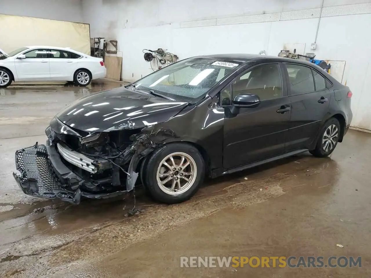 1 Photograph of a damaged car JTDEBRBE2LJ004935 TOYOTA COROLLA 2020