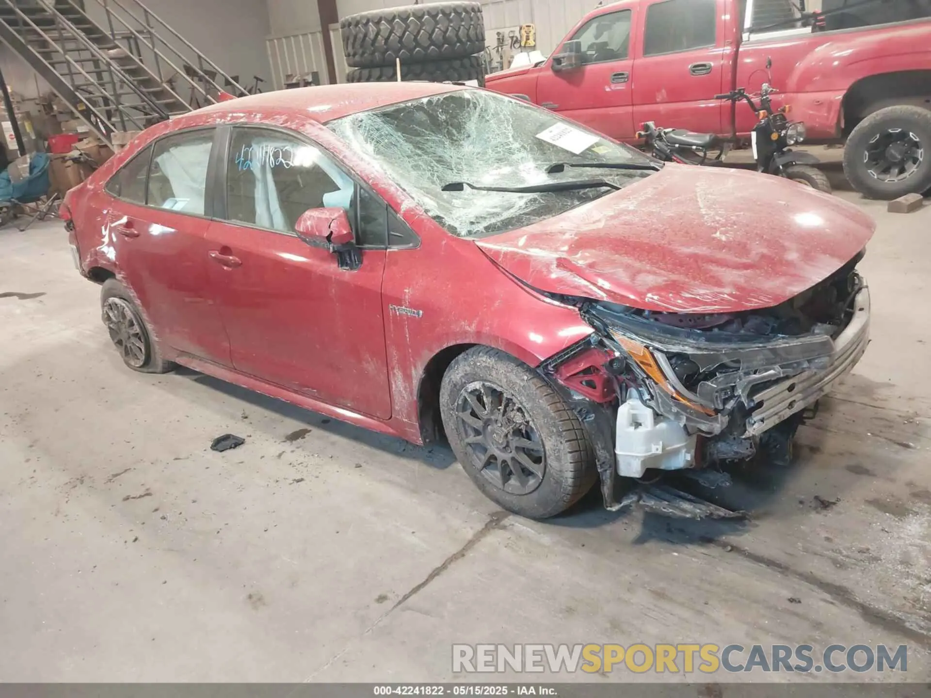 1 Photograph of a damaged car JTDEBRBE2LJ006071 TOYOTA COROLLA 2020