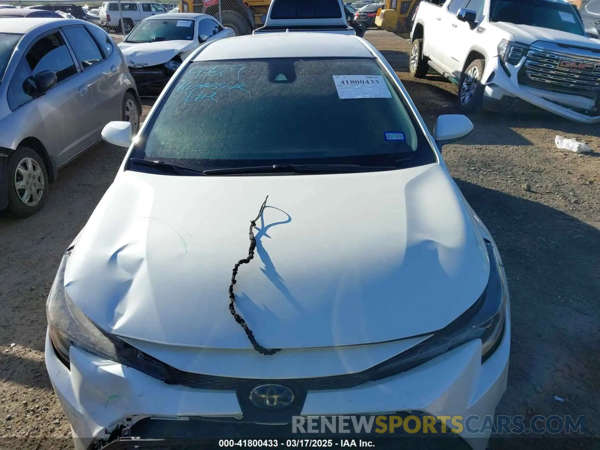 13 Photograph of a damaged car JTDEBRBE2LJ008225 TOYOTA COROLLA 2020