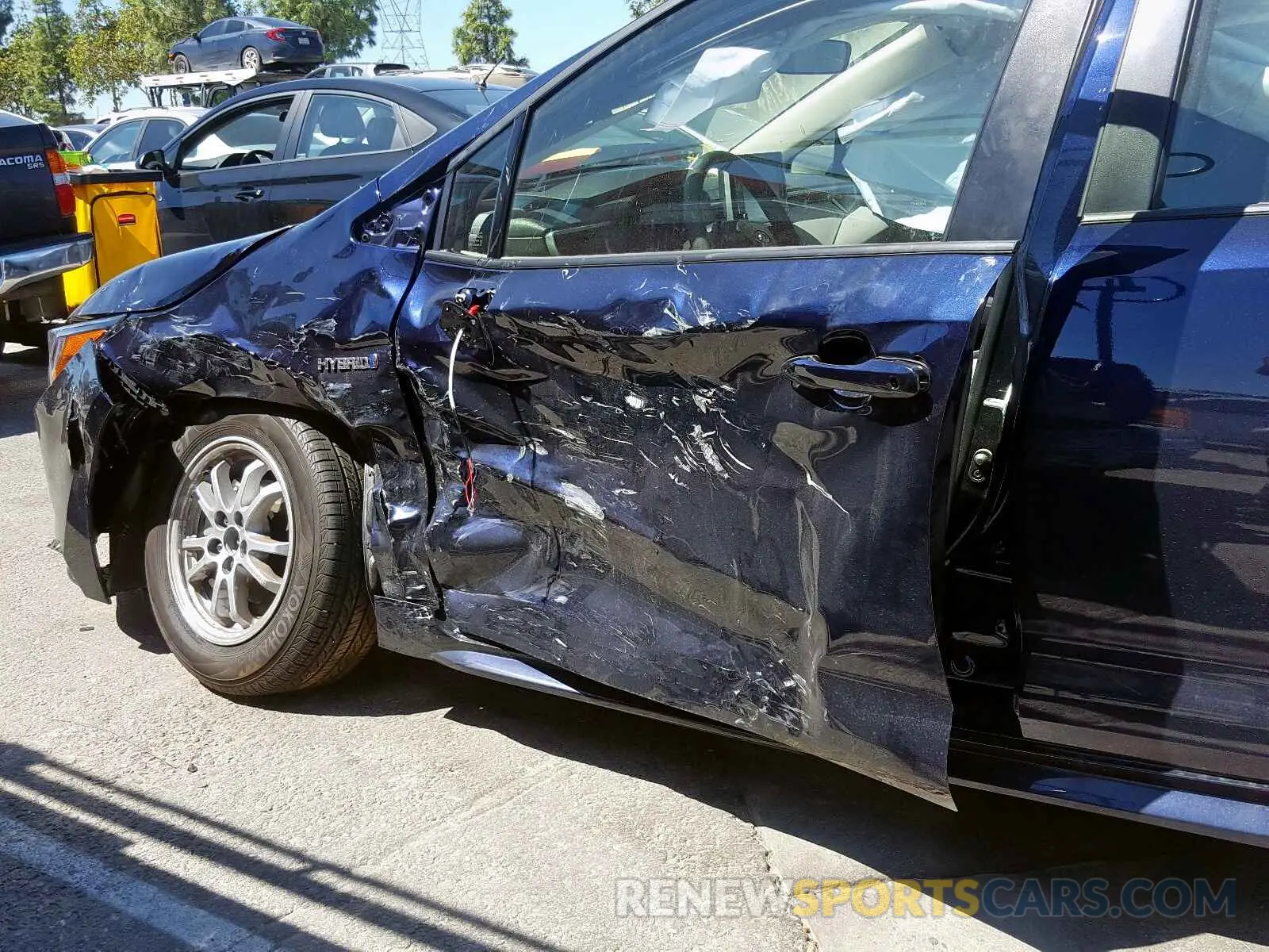 9 Photograph of a damaged car JTDEBRBE2LJ017233 TOYOTA COROLLA 2020