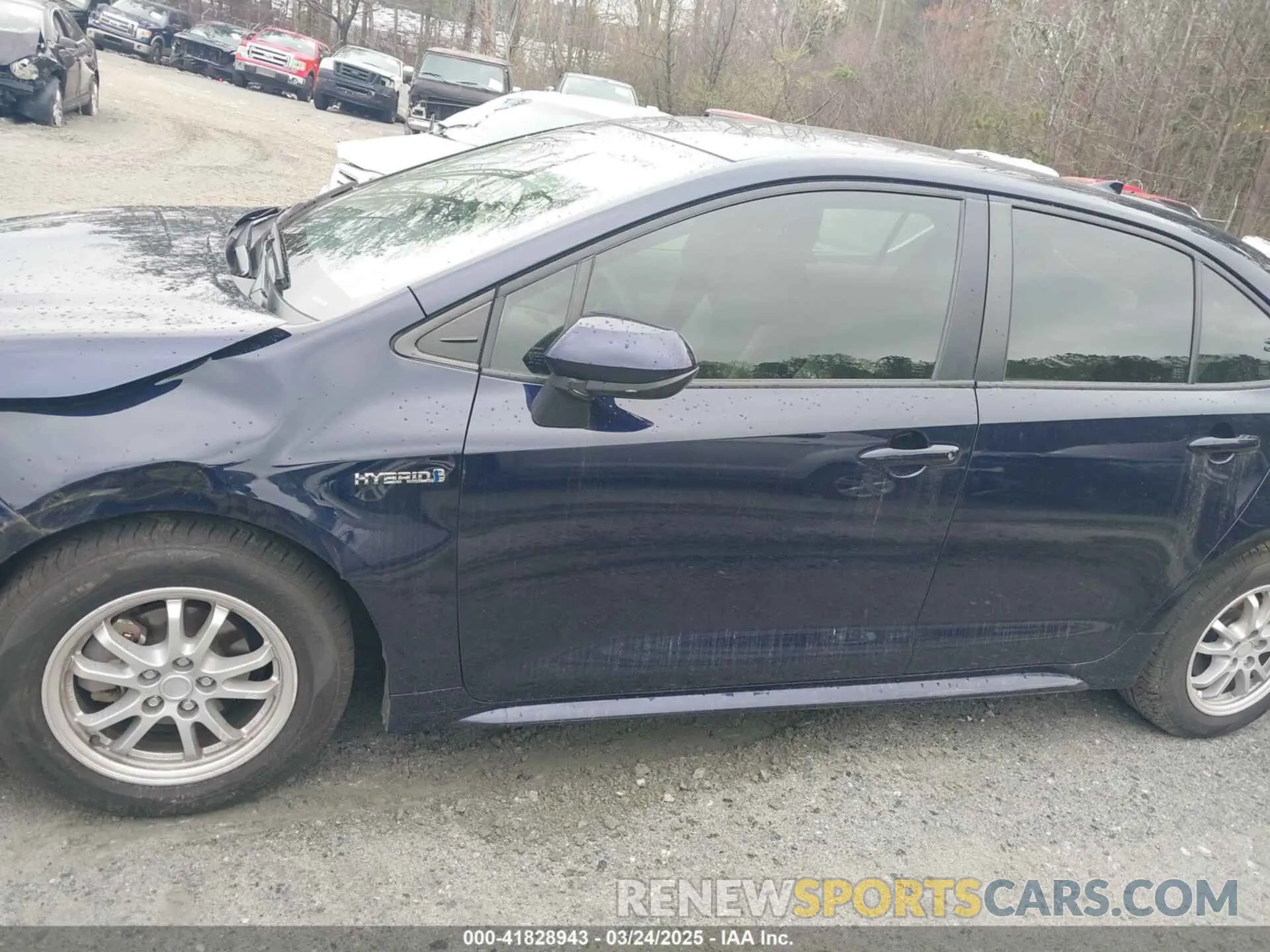 14 Photograph of a damaged car JTDEBRBE2LJ028118 TOYOTA COROLLA 2020