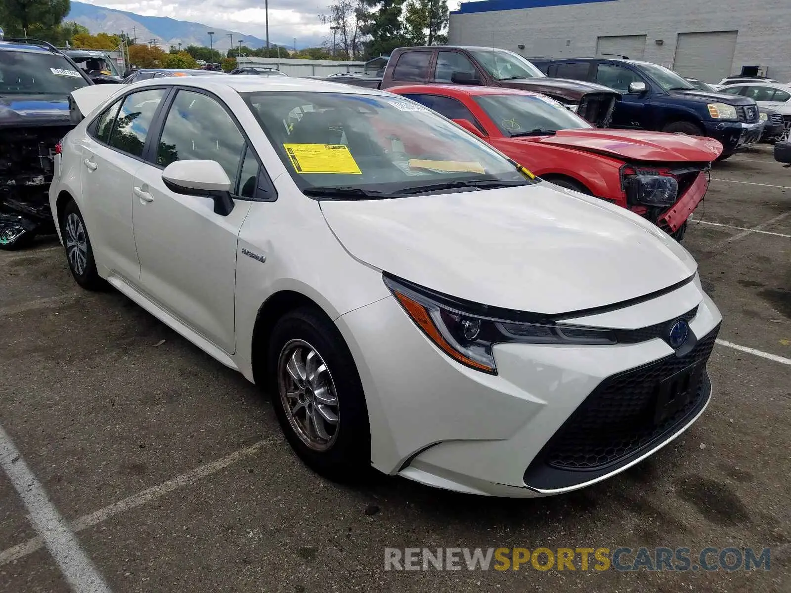 1 Photograph of a damaged car JTDEBRBE4LJ000871 TOYOTA COROLLA 2020