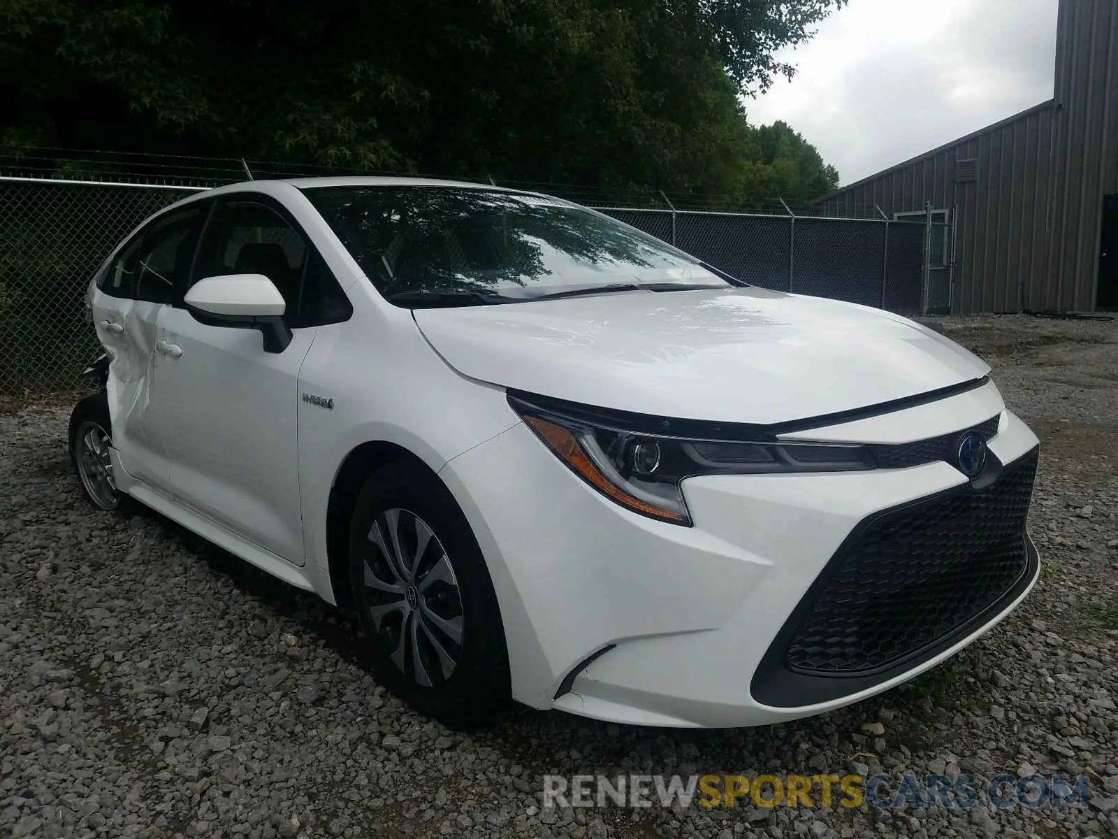 1 Photograph of a damaged car JTDEBRBE4LJ005729 TOYOTA COROLLA 2020