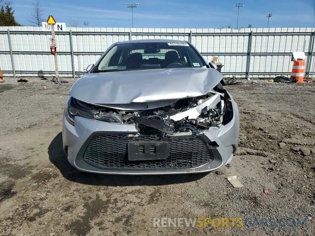 5 Photograph of a damaged car JTDEBRBE4LJ007061 TOYOTA COROLLA 2020