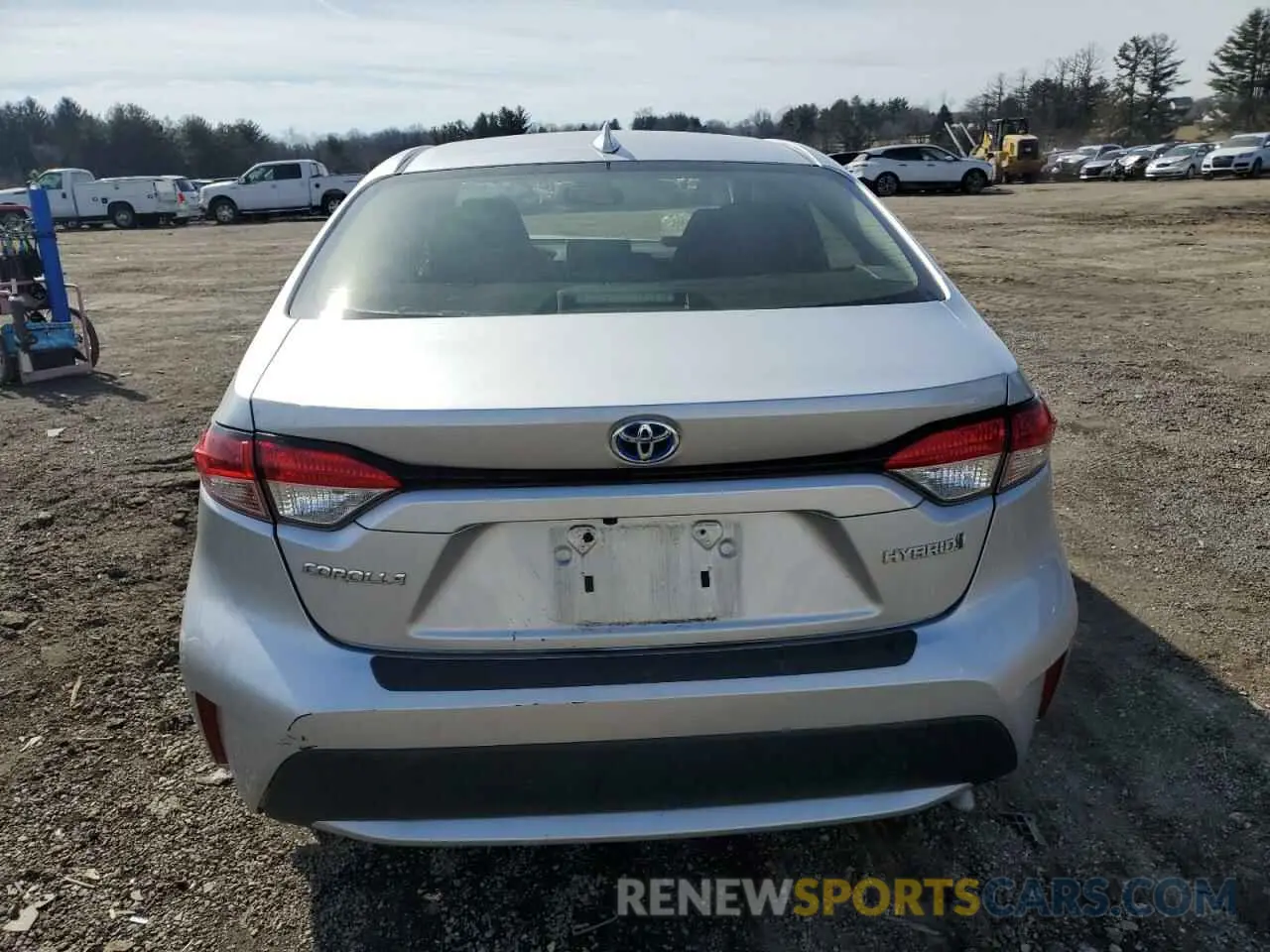 6 Photograph of a damaged car JTDEBRBE4LJ007061 TOYOTA COROLLA 2020