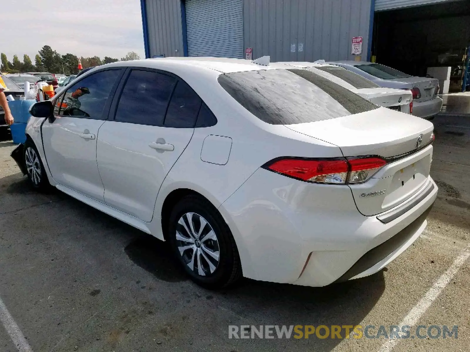3 Photograph of a damaged car JTDEBRBE4LJ008064 TOYOTA COROLLA 2020