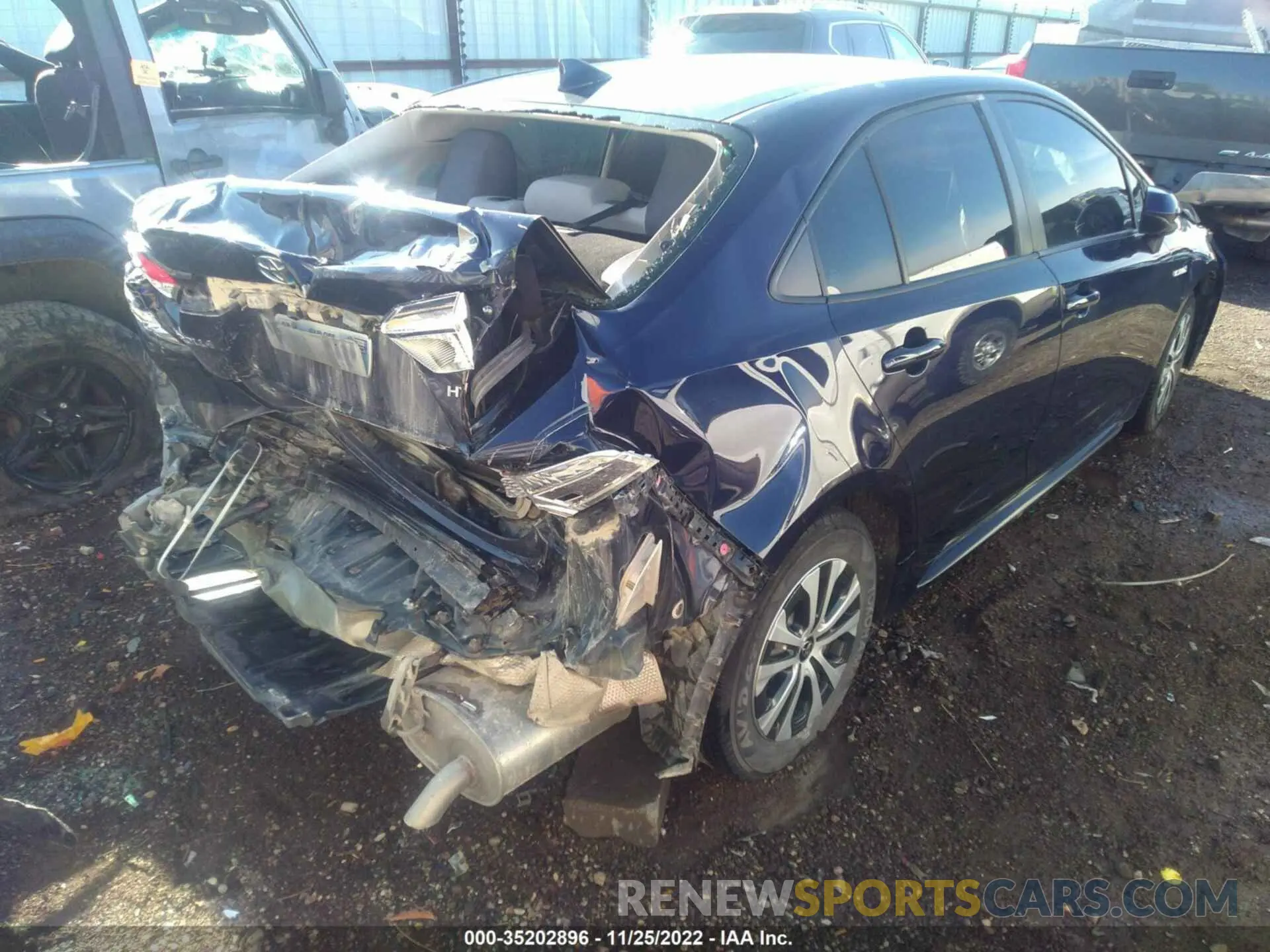 4 Photograph of a damaged car JTDEBRBE4LJ008596 TOYOTA COROLLA 2020