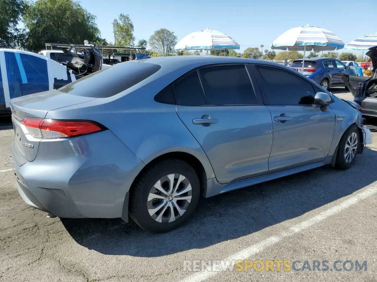 3 Photograph of a damaged car JTDEBRBE4LJ008601 TOYOTA COROLLA 2020