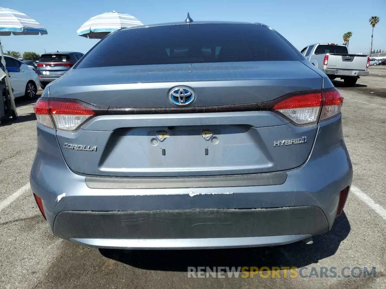 6 Photograph of a damaged car JTDEBRBE4LJ008601 TOYOTA COROLLA 2020