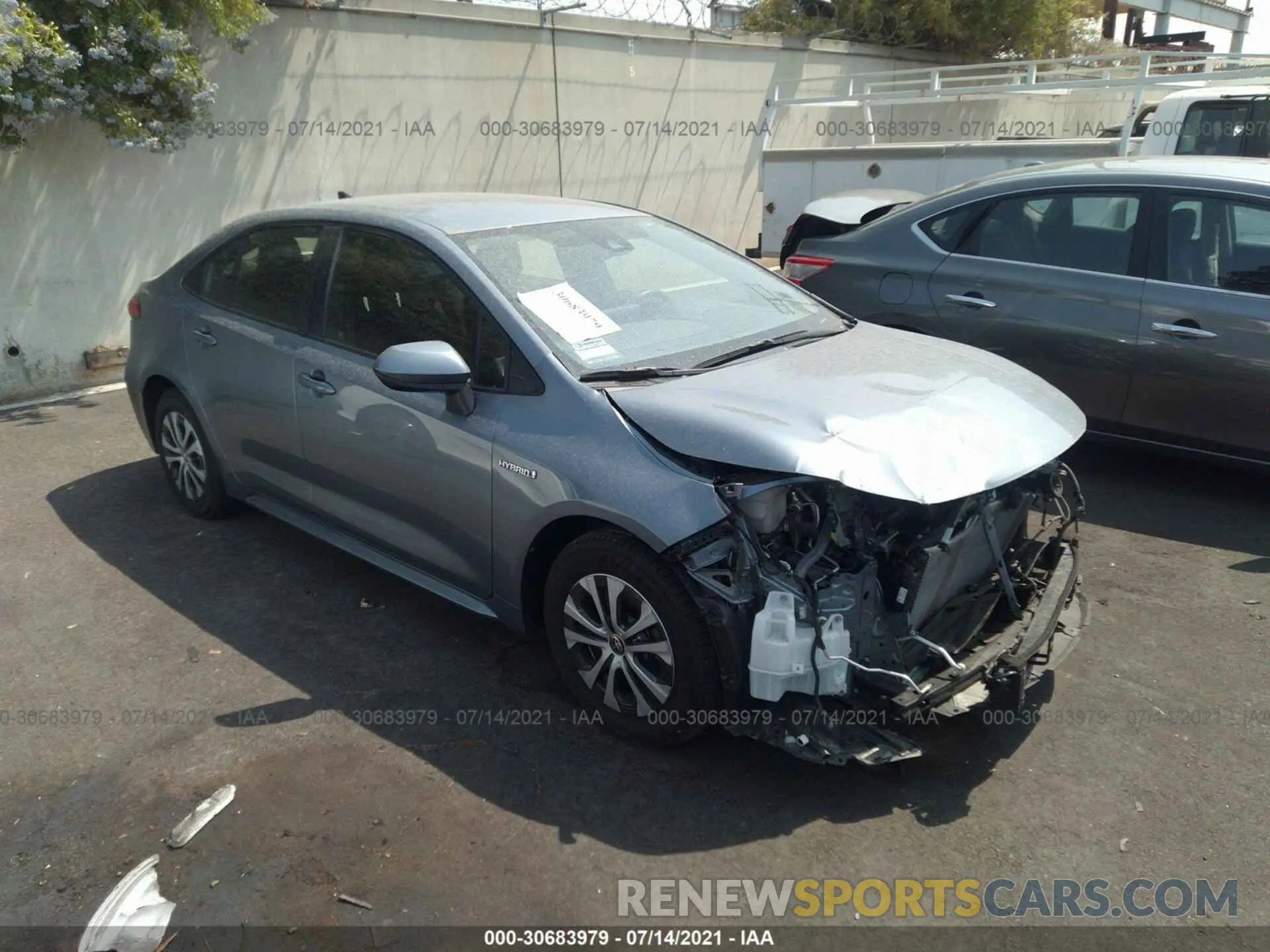 1 Photograph of a damaged car JTDEBRBE4LJ009831 TOYOTA COROLLA 2020