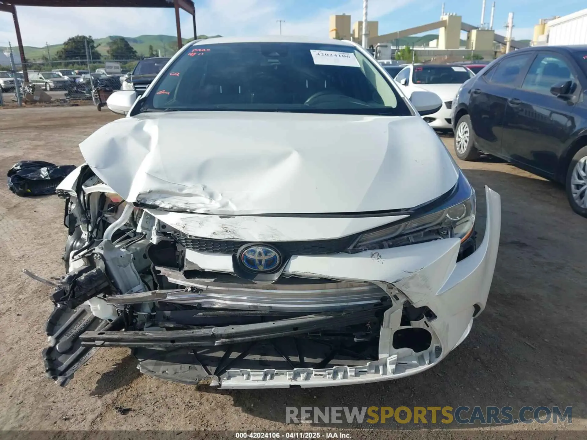 13 Фотография поврежденного автомобиля JTDEBRBE4LJ019579 TOYOTA COROLLA 2020