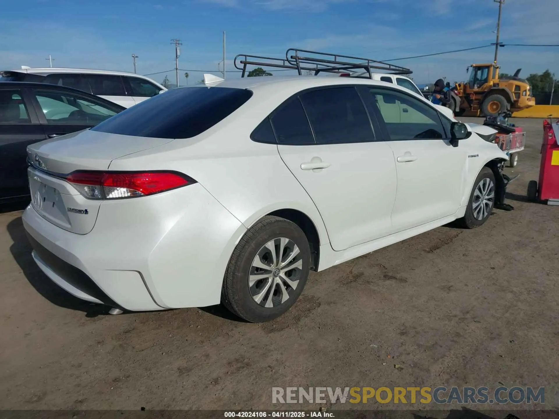 4 Фотография поврежденного автомобиля JTDEBRBE4LJ019579 TOYOTA COROLLA 2020