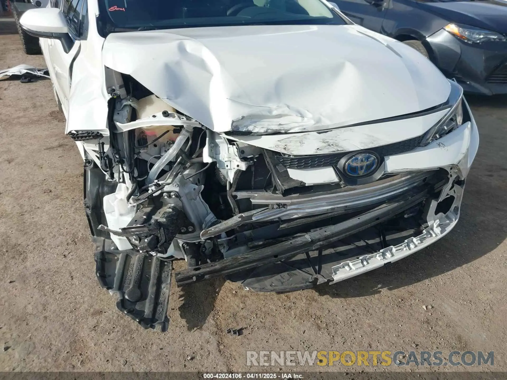 6 Фотография поврежденного автомобиля JTDEBRBE4LJ019579 TOYOTA COROLLA 2020