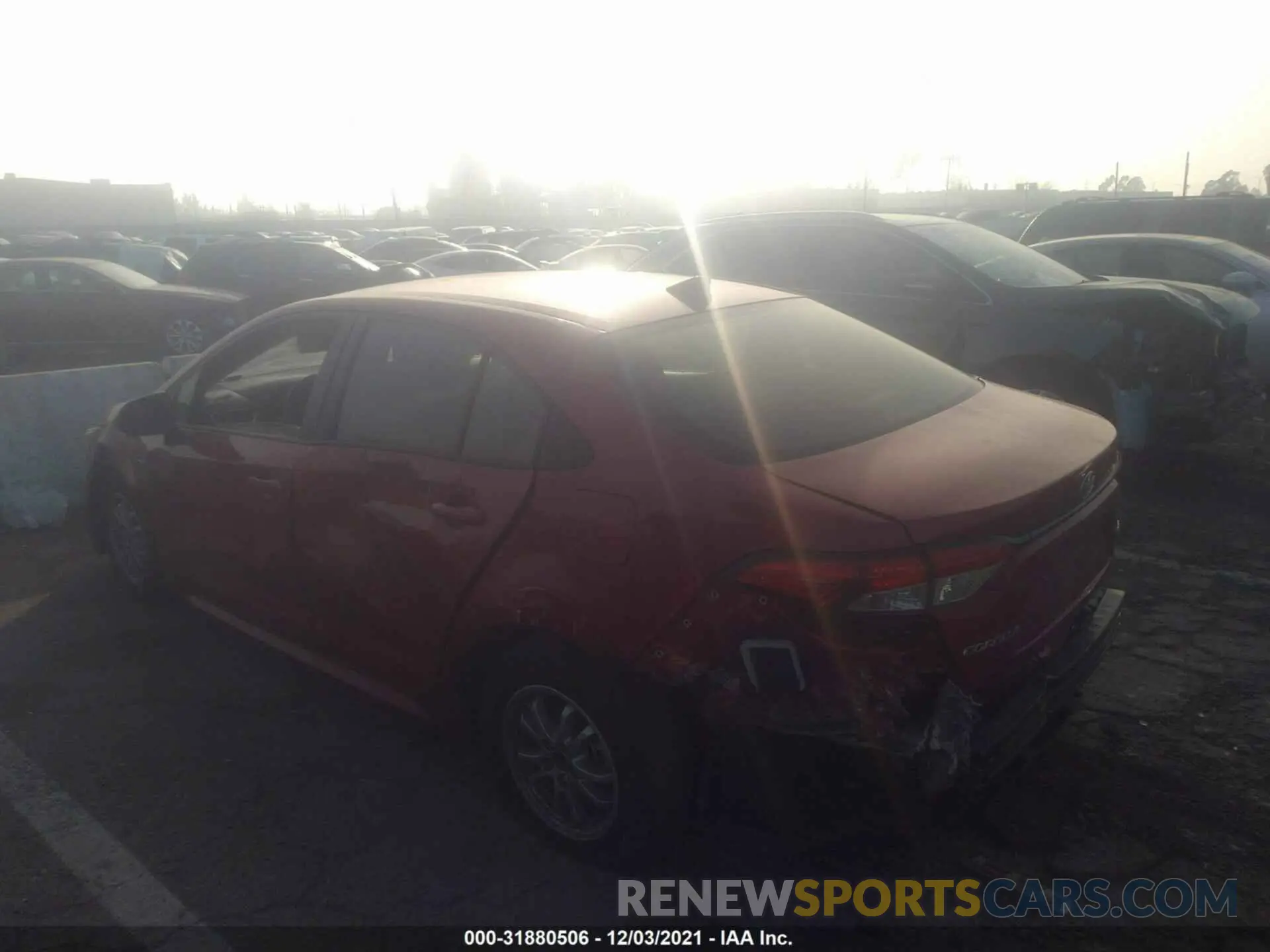 3 Фотография поврежденного автомобиля JTDEBRBE4LJ028802 TOYOTA COROLLA 2020
