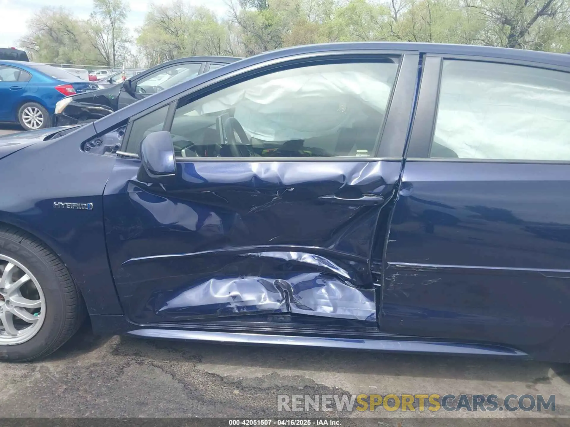 6 Photograph of a damaged car JTDEBRBE4LJ030081 TOYOTA COROLLA 2020
