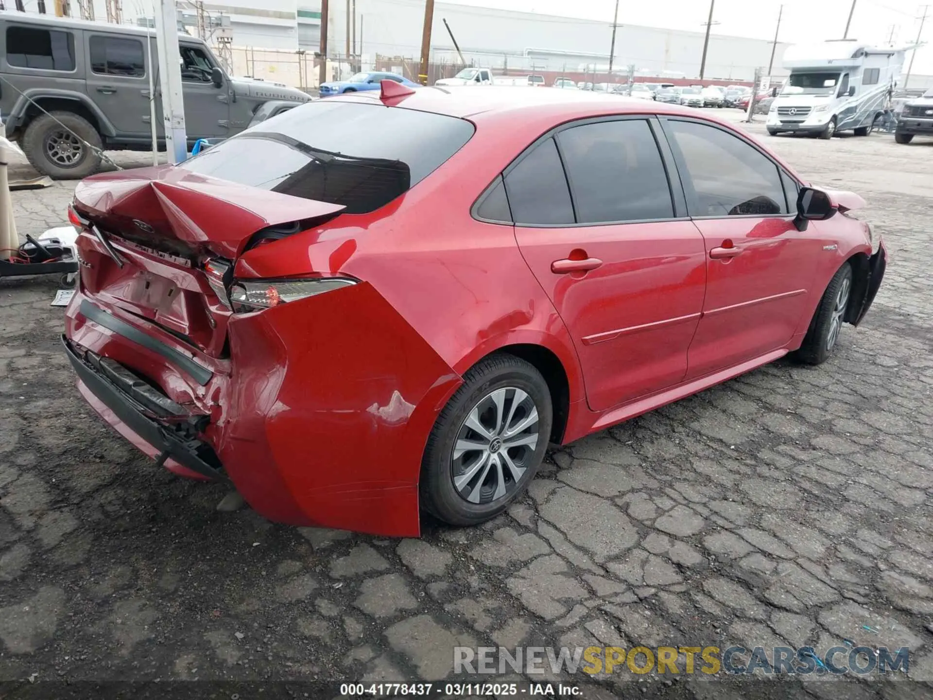 4 Фотография поврежденного автомобиля JTDEBRBE5LJ006033 TOYOTA COROLLA 2020