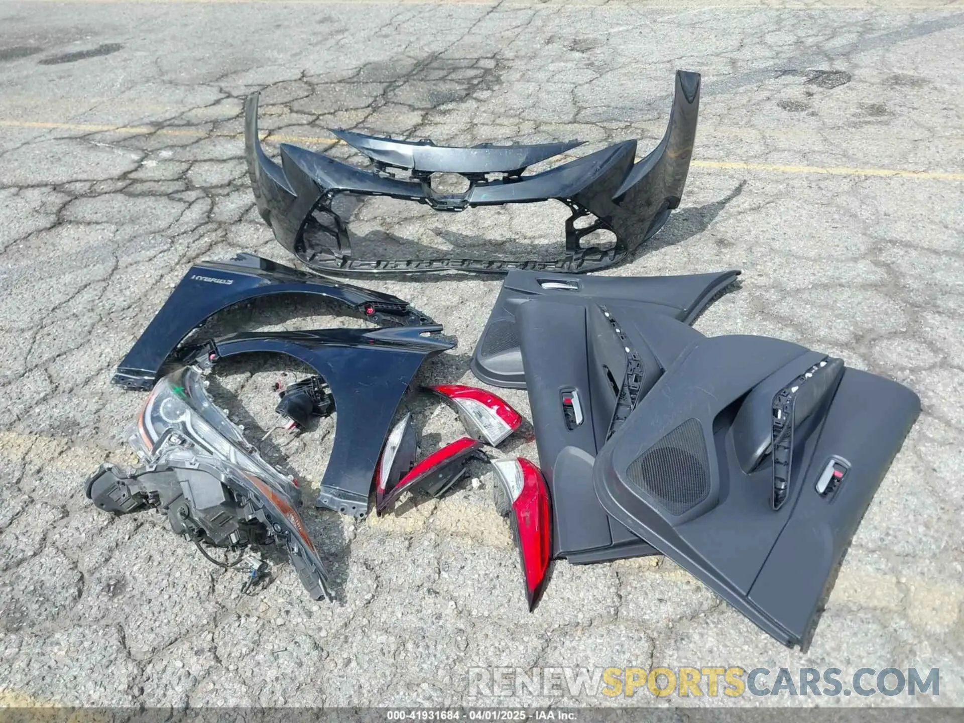 12 Photograph of a damaged car JTDEBRBE5LJ015556 TOYOTA COROLLA 2020