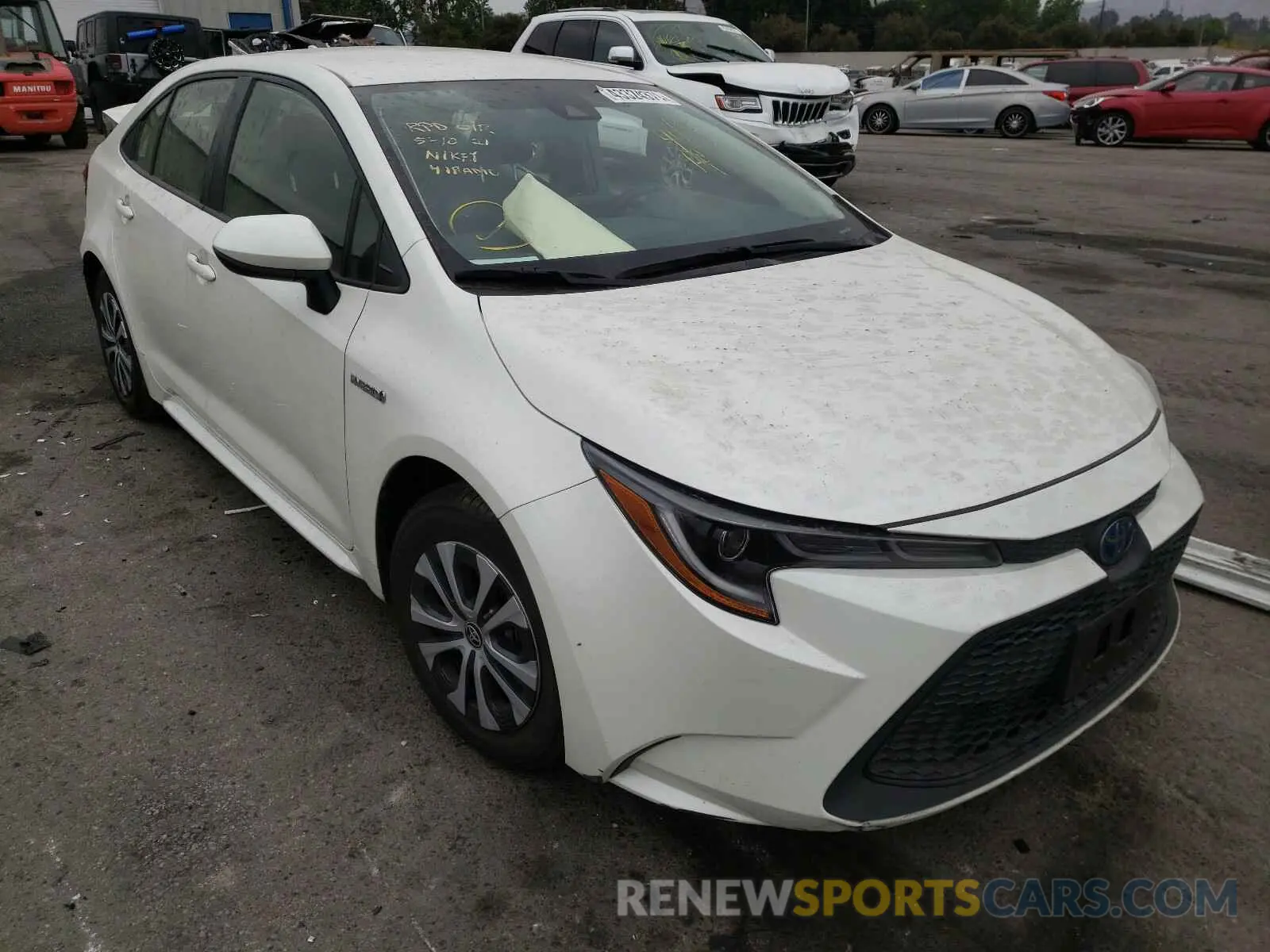 1 Photograph of a damaged car JTDEBRBE6LJ008423 TOYOTA COROLLA 2020
