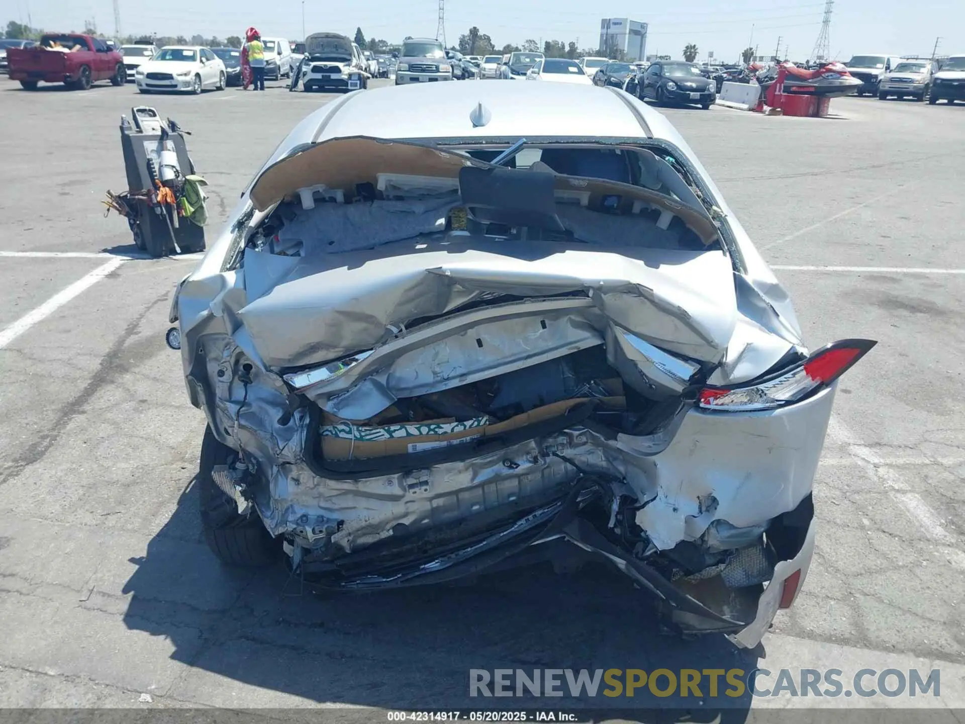 17 Photograph of a damaged car JTDEBRBE6LJ010706 TOYOTA COROLLA 2020