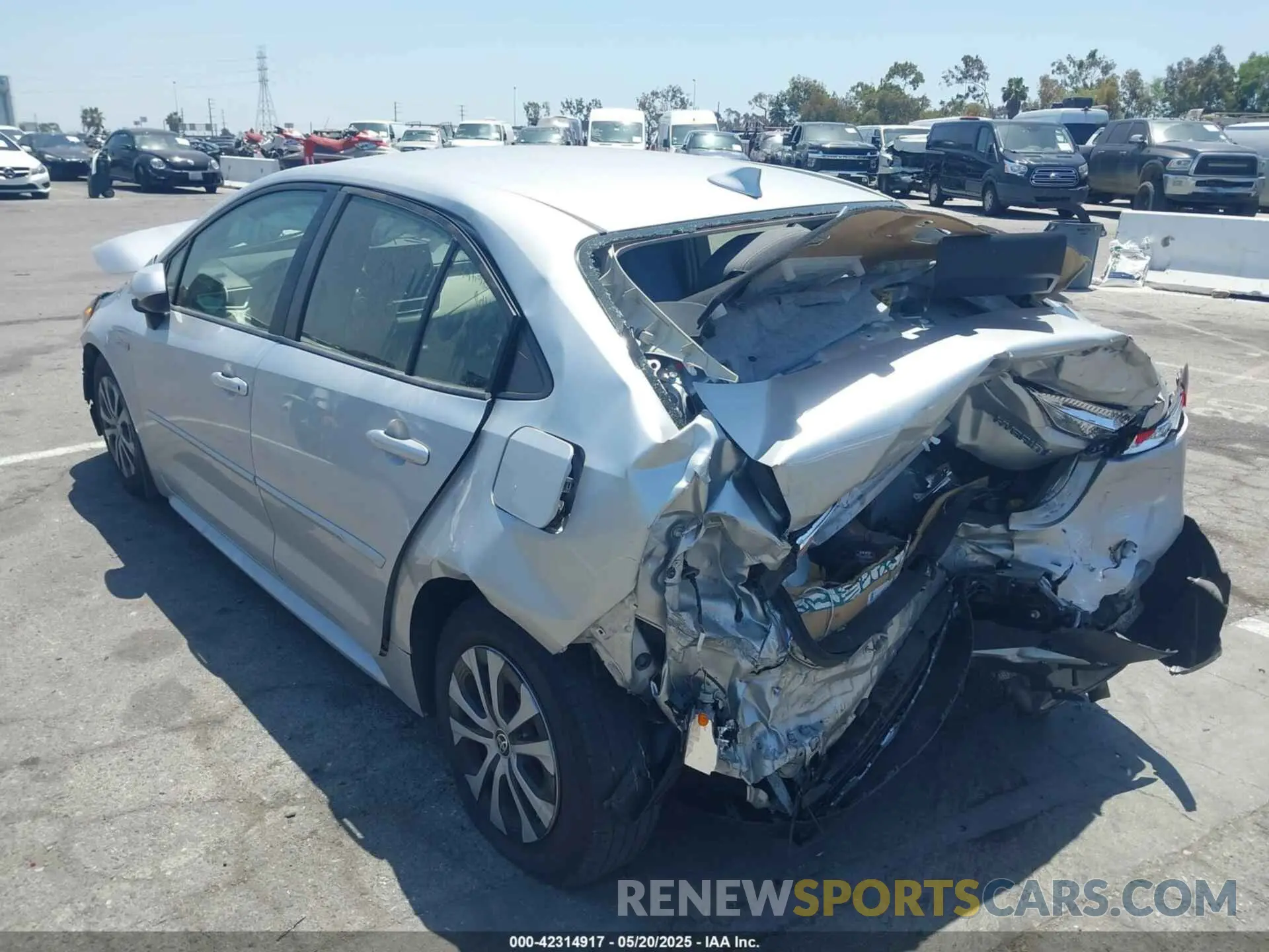 3 Photograph of a damaged car JTDEBRBE6LJ010706 TOYOTA COROLLA 2020