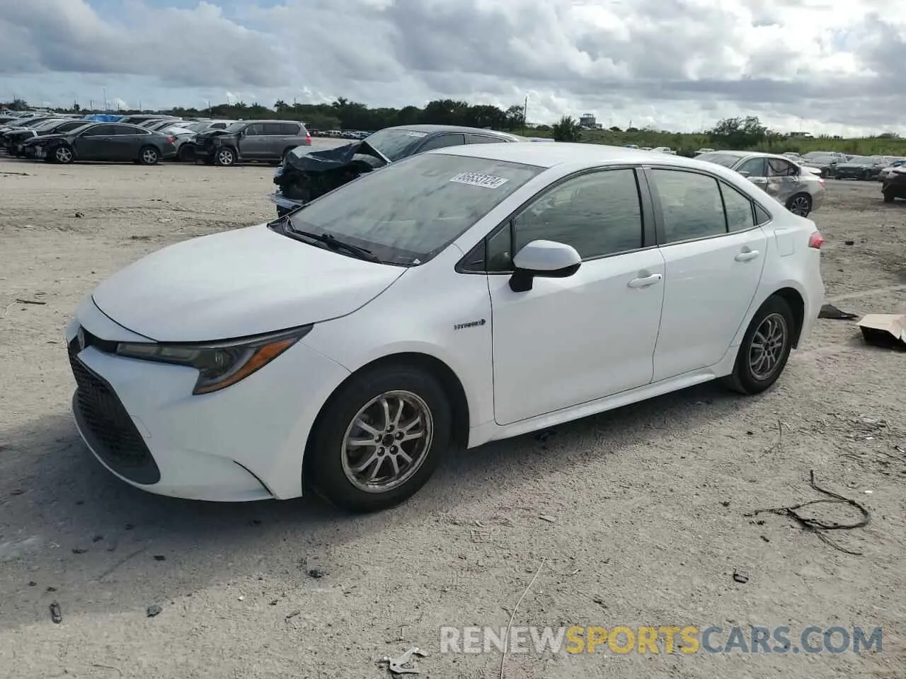 1 Photograph of a damaged car JTDEBRBE6LJ028705 TOYOTA COROLLA 2020