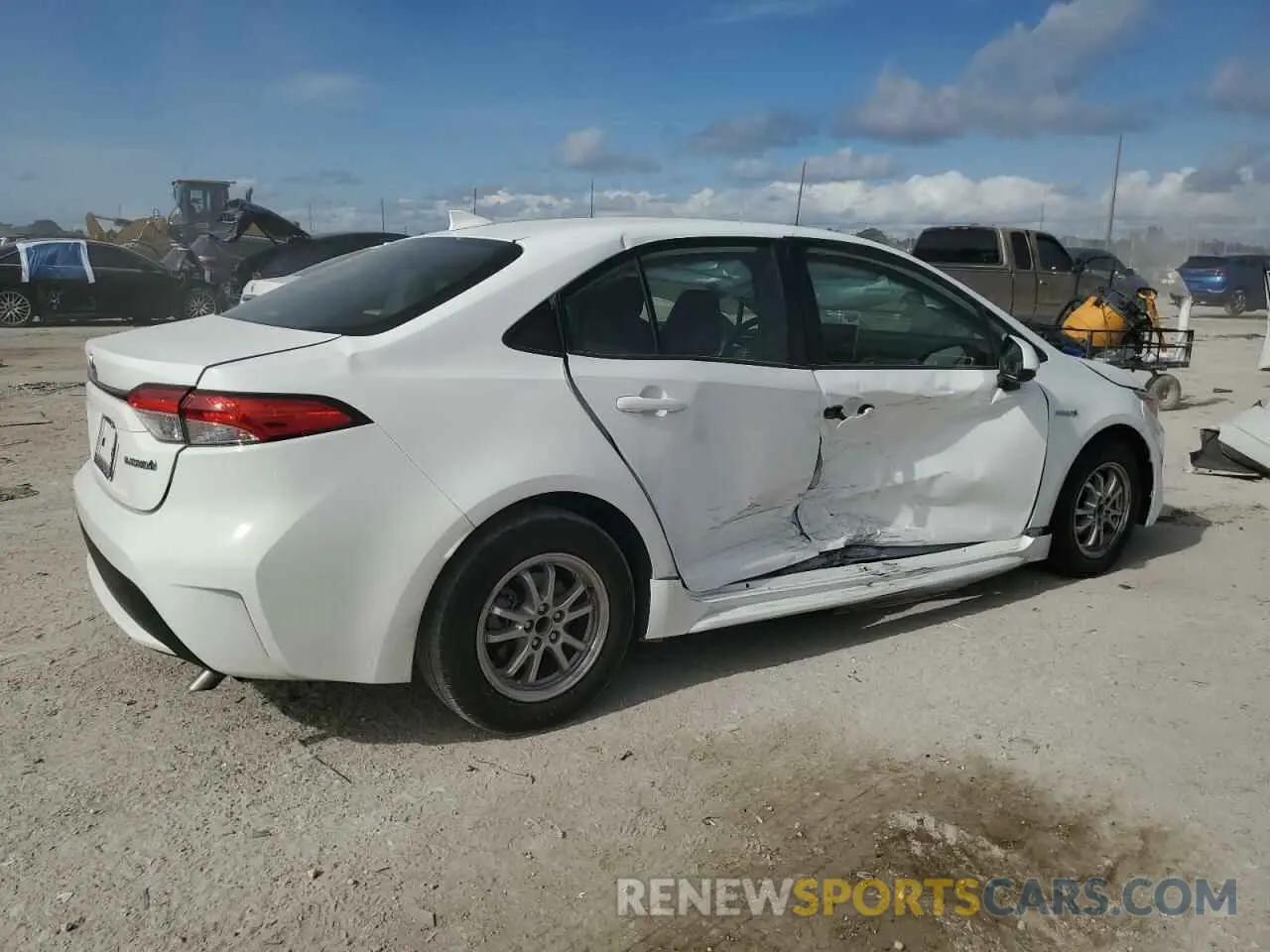 3 Photograph of a damaged car JTDEBRBE6LJ028705 TOYOTA COROLLA 2020