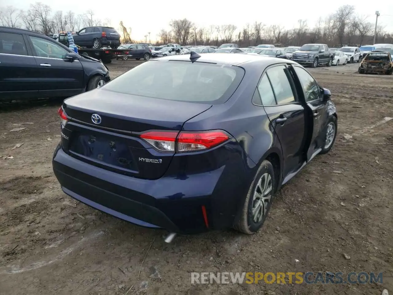 4 Photograph of a damaged car JTDEBRBE7LJ012979 TOYOTA COROLLA 2020