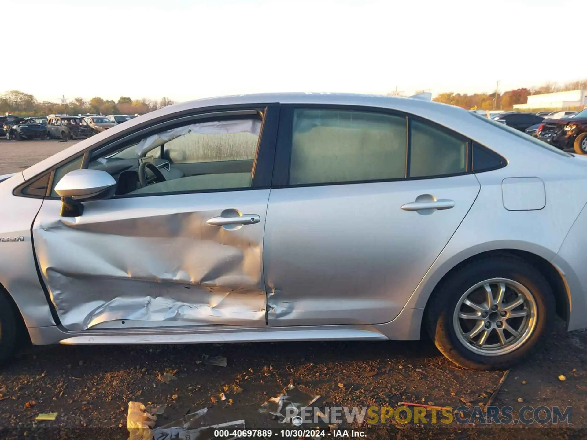 14 Photograph of a damaged car JTDEBRBE7LJ024968 TOYOTA COROLLA 2020