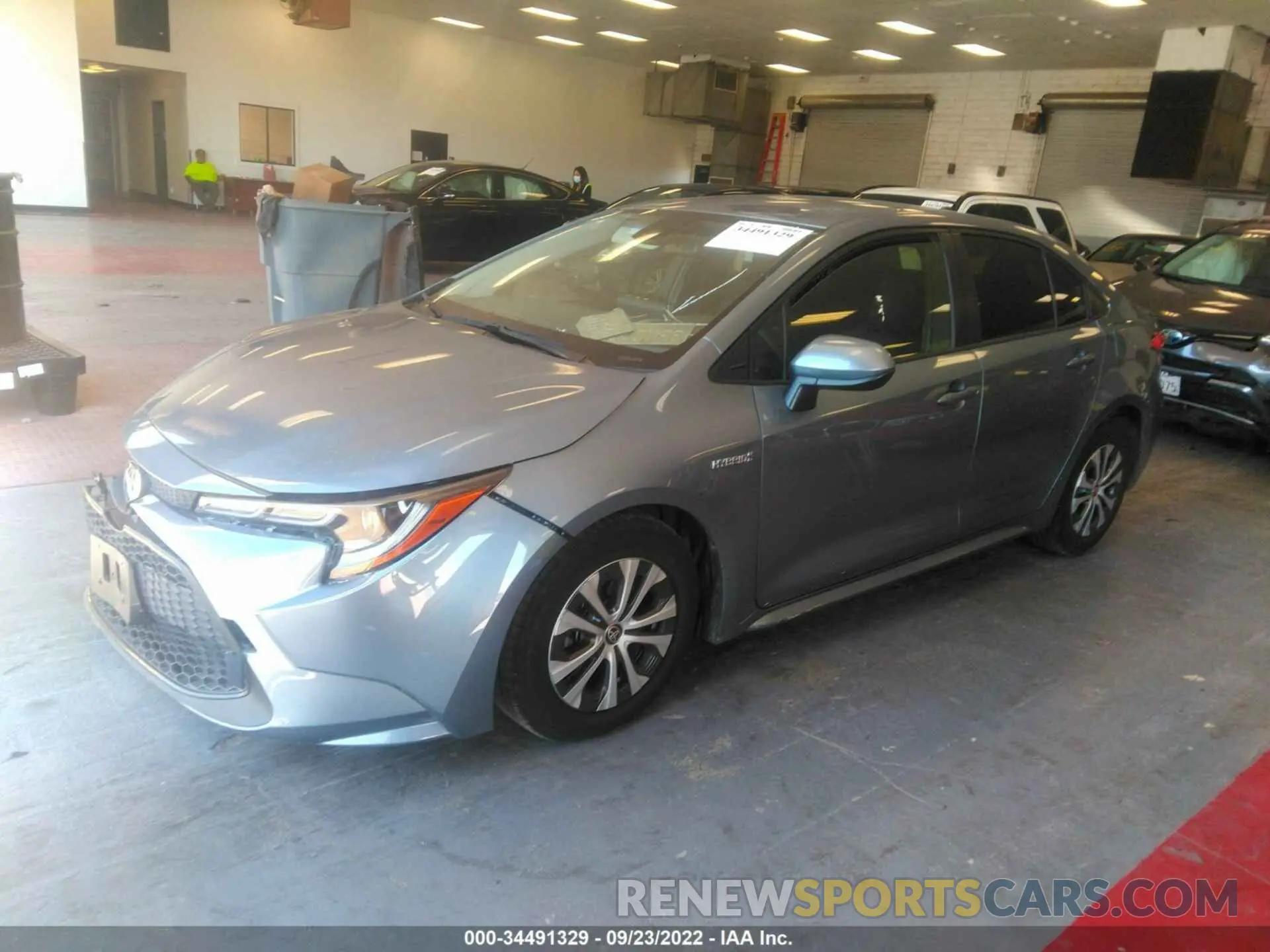 2 Photograph of a damaged car JTDEBRBE7LJ031418 TOYOTA COROLLA 2020